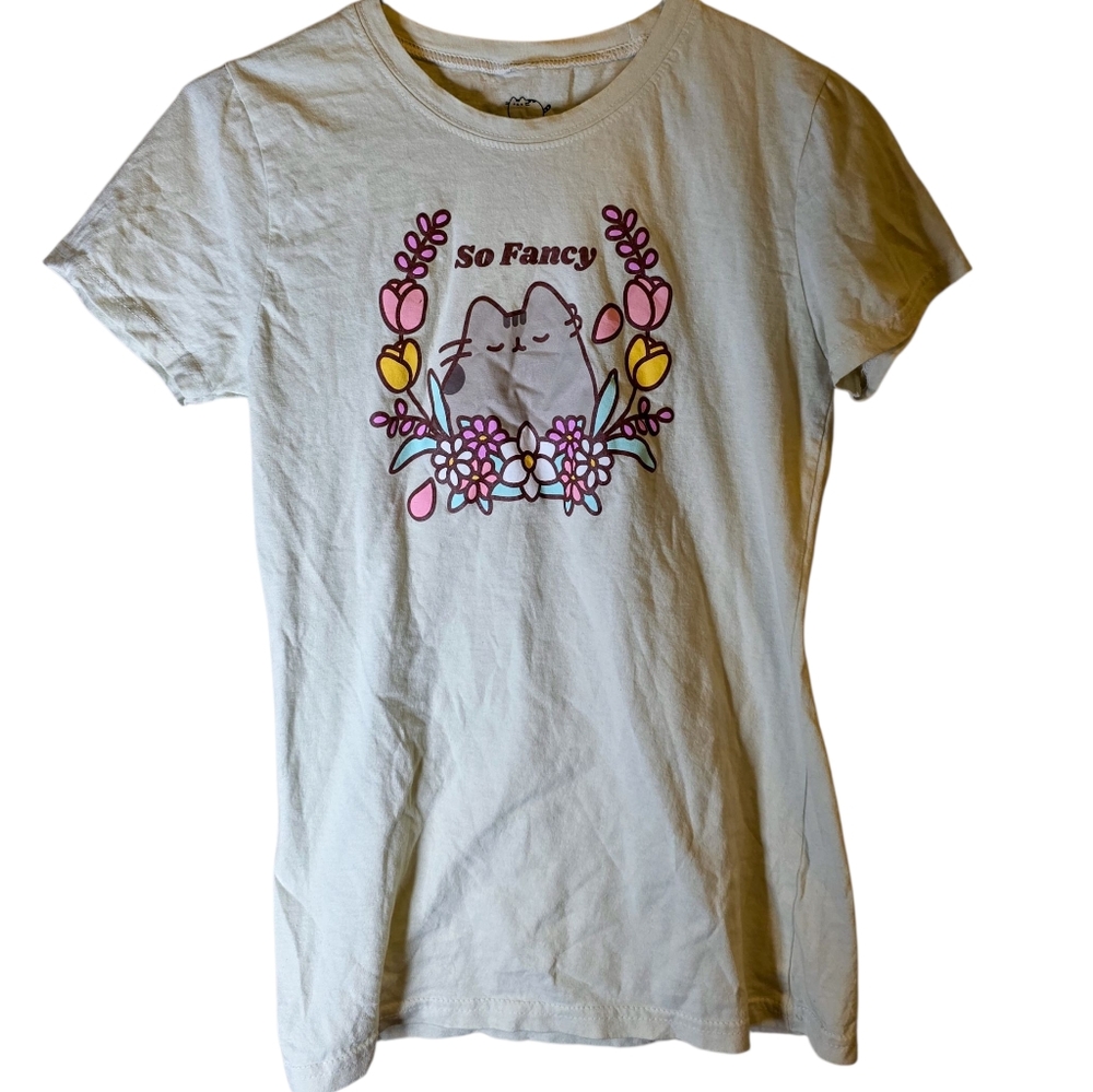 Women's Pusheen T-shirt Size Medium